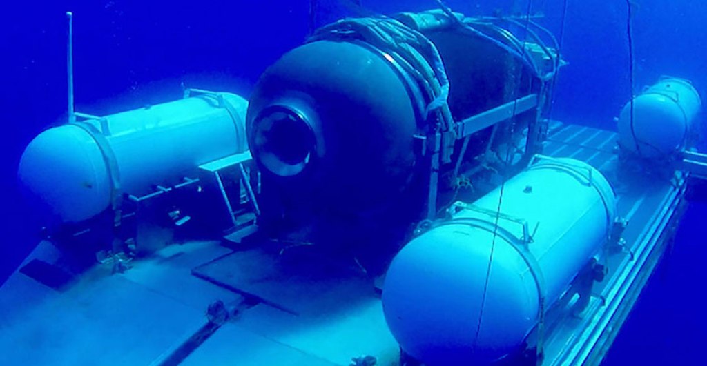 Encuentran posibles restos humanos del submarino del Titanic.