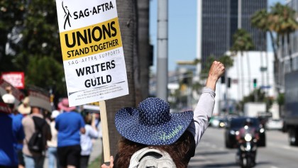 Los actores de Hollywood se van a su primera huelga en más de 40 años