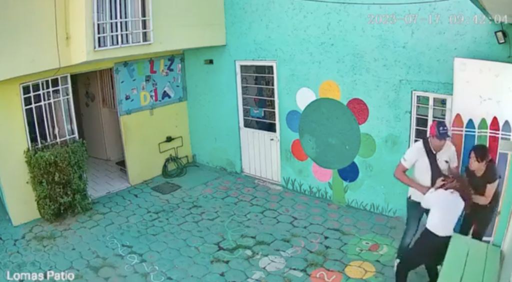 Lo que sabemos de la agresión contra una maestra en una escuela de Cuautitlán Izcalli
