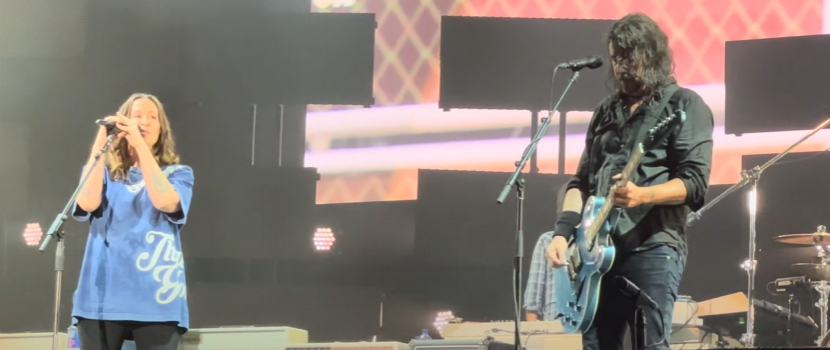 El tributo que Foo Fighters y Alanis Morissett rindieron a Sinéad O'Connor en un festival de Japón