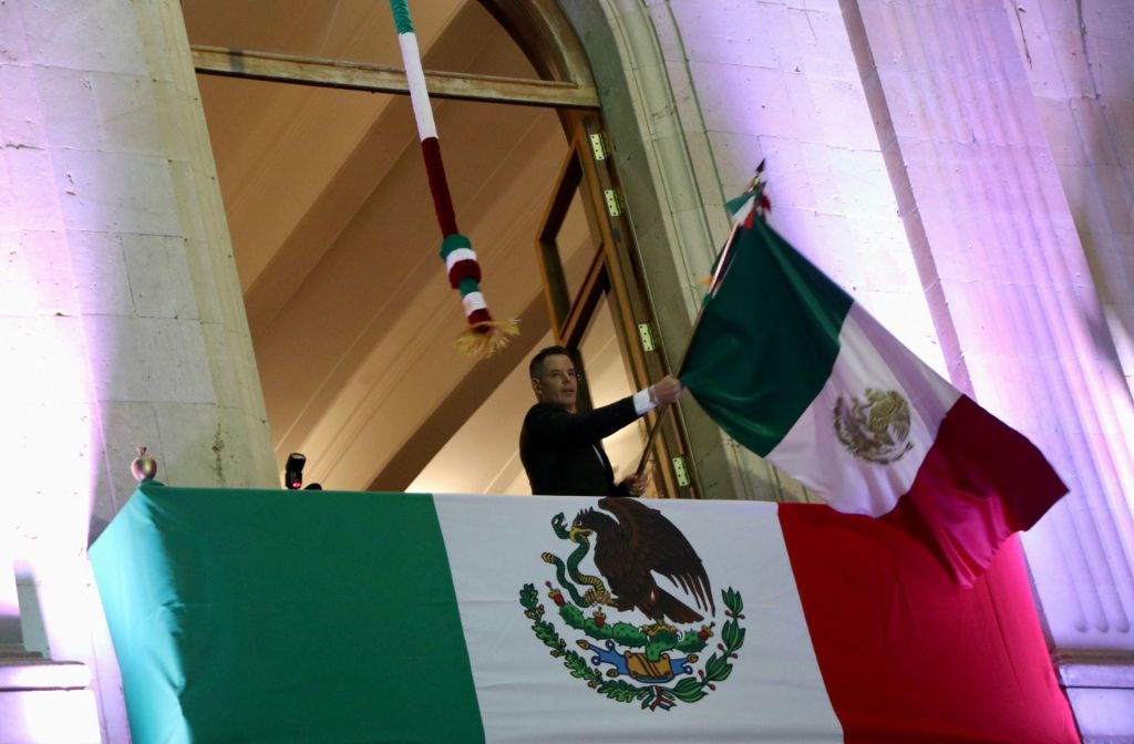 Uno más: Alejandro Murat se baja de la contienda para 2024 con 'Va por México