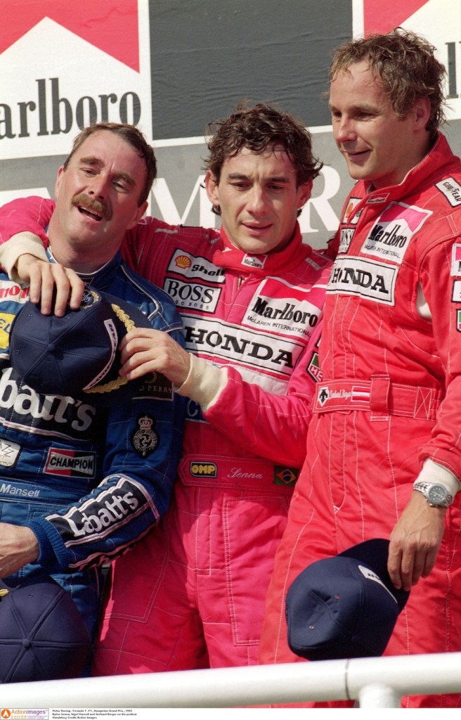 Ayrton Senna felicitó a Nigel Mansell / Reuters