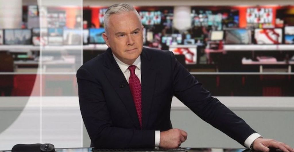 huw-edwards-presentador-estrella-bbc-escandalo-sexual-foto-explicita-1