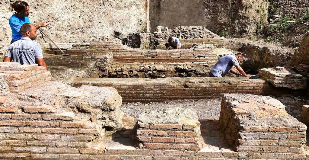 Hallan una joya del Imperio Romano: El Teatro de Nerón oculto mil años bajo el suelo de Roma