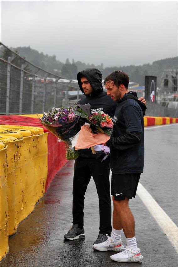 Juan Manuel Correa acompañó a Gasly al lugar del accidente