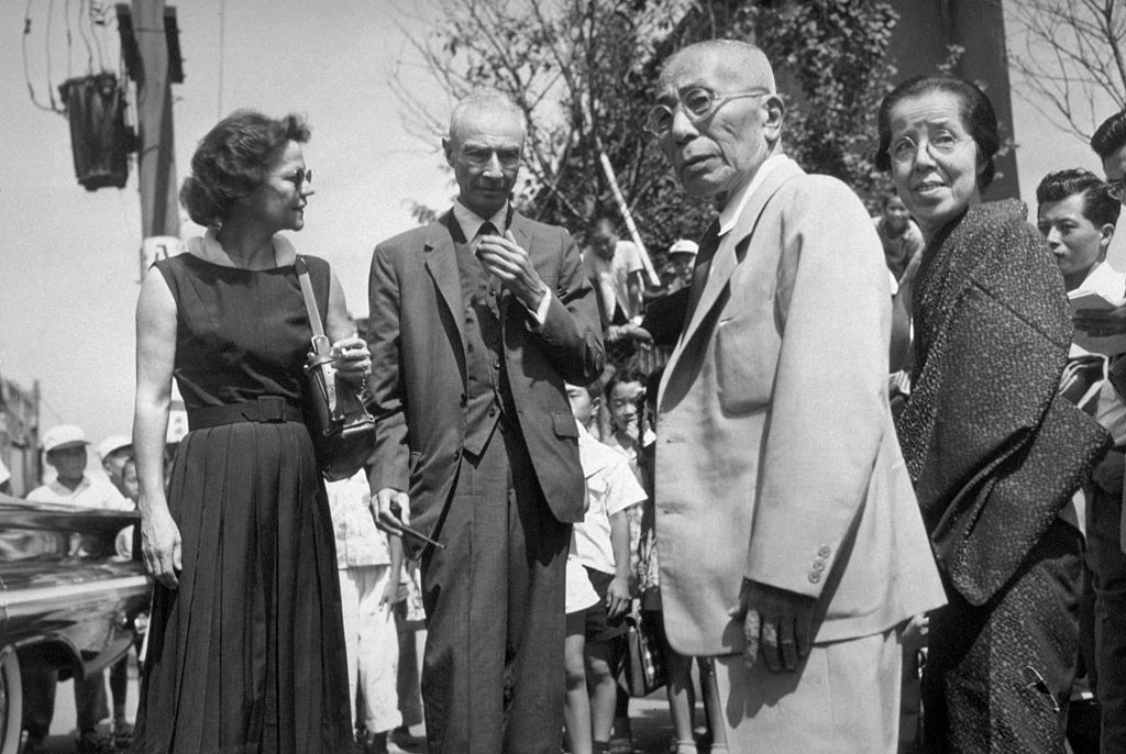 Kitty Puening y Jean Tatlock, las mujeres que marcaron la vida de Robert Oppenheimer