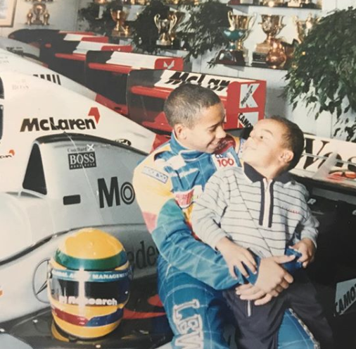Lewis Hamilton y su hermano Nicholas