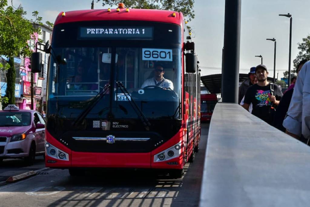 Nuevas unidades eléctricas del Metrobús.