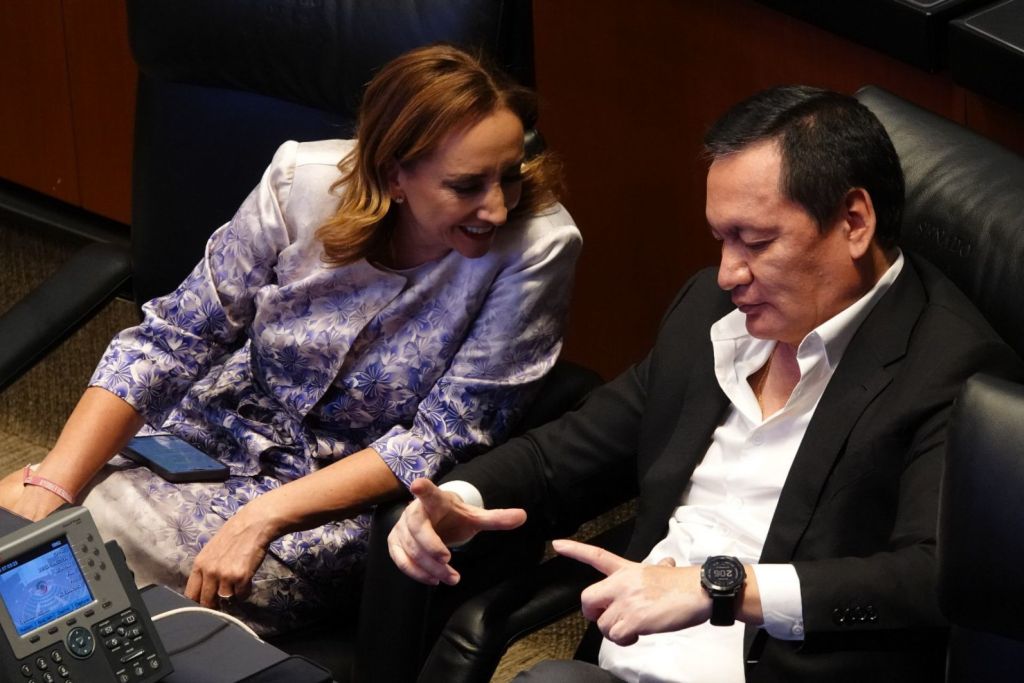 Osorio Chong y más pesos pesados renunciarán al PRI "por congruencia política"