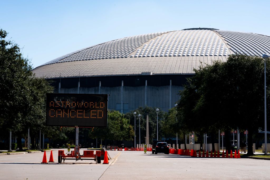 Policía da su informe final sobre lo ocurrido en 'Astroworld', el festival de Travis Scott 