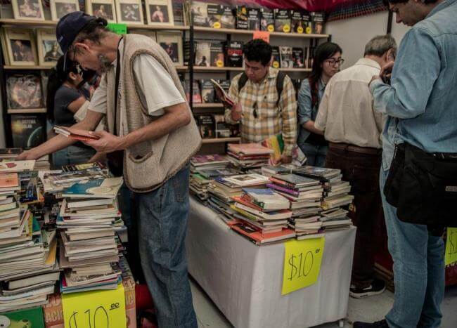 Remate de libros a 10 pesos en agosto