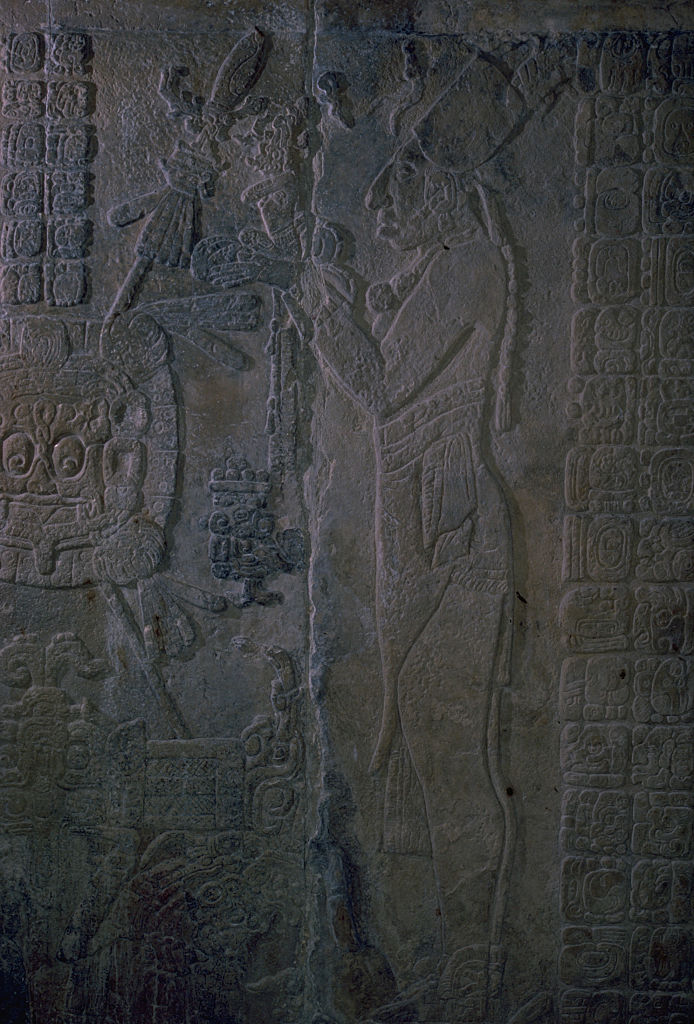 La tumba del rey Pakal: ¿Viajero en el tiempo o astronauta maya?