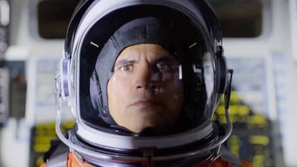 Ya llegó el tráiler de 'A Million Miles Away', la película sobre el astronauta mexicano José Hernández