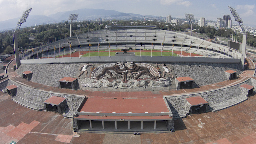 Estadio Olímpico Universitario de CU y el pebetero
