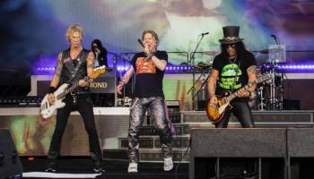 Guns N' Roses estrena "Perhaps"; la primera rola que componen Axl, Slash y Duff en 30 años