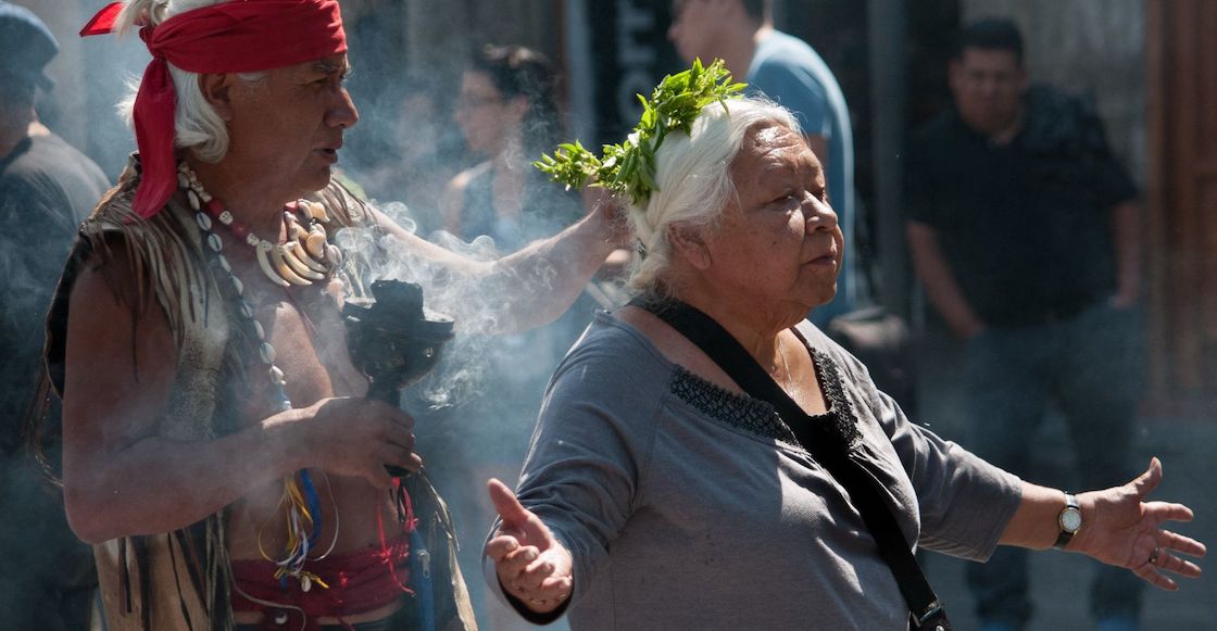 Hechiceros facturan con el SAT.
