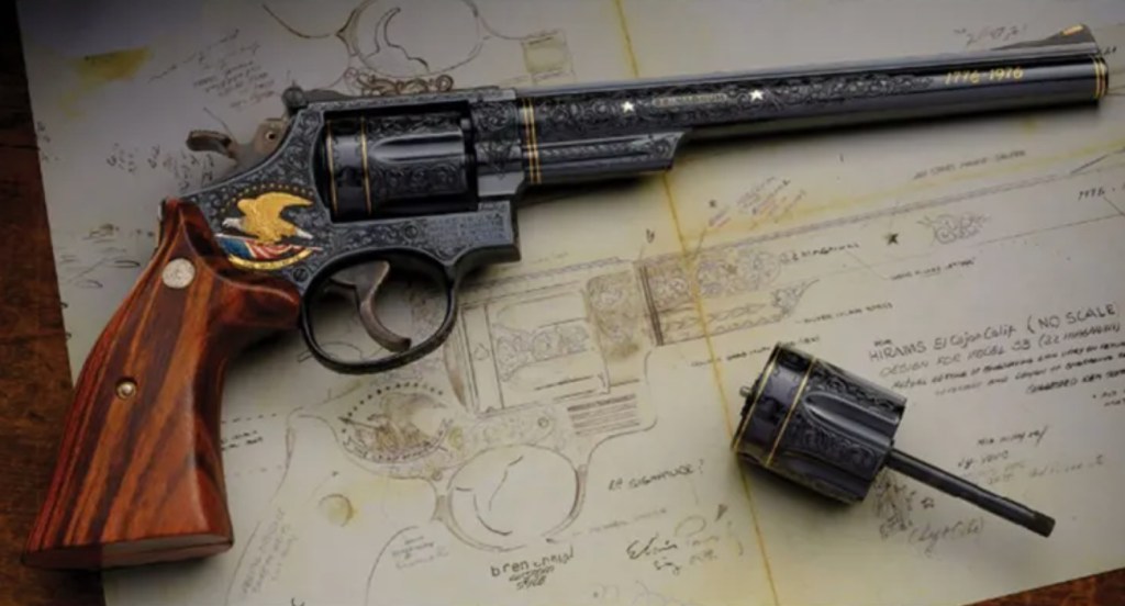 El revolver de Elvis se subastó en miles de dólares. Foto: Rock Island Auction Company