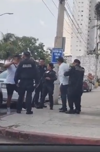 Y en Cancún: Taxista atacó con ácido a chofer de Uber y lo dejaron libre