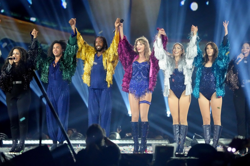Los secretos detrás del escenario y vestuario de Taylor Swift para 'The Eras Tour'