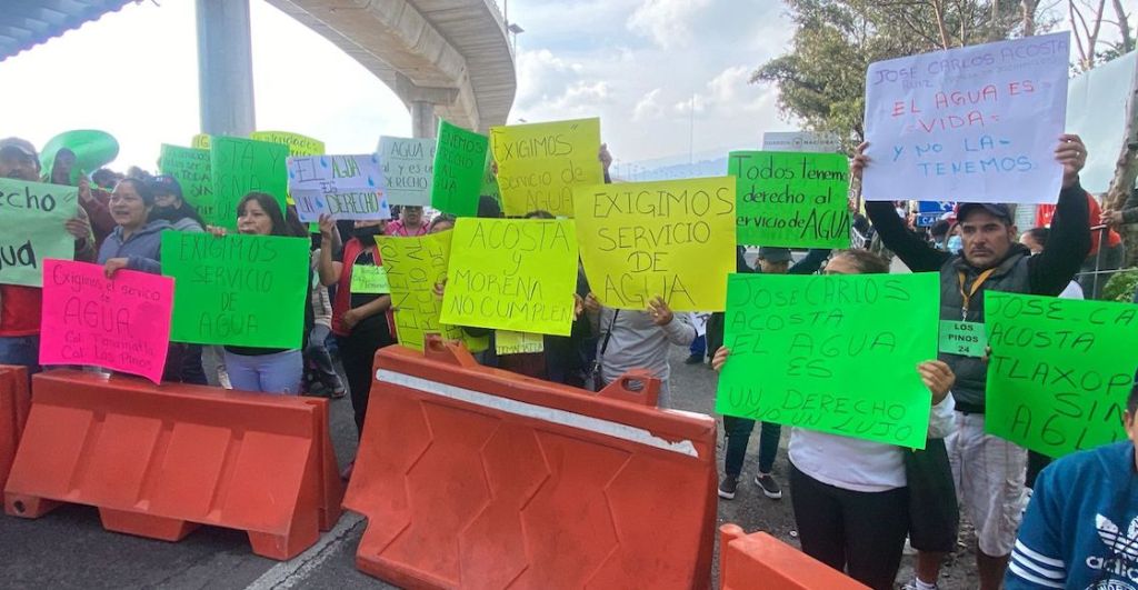 Bloqueo en la autopista México-Cuernavaca en pleno puente del 15 de septiembre