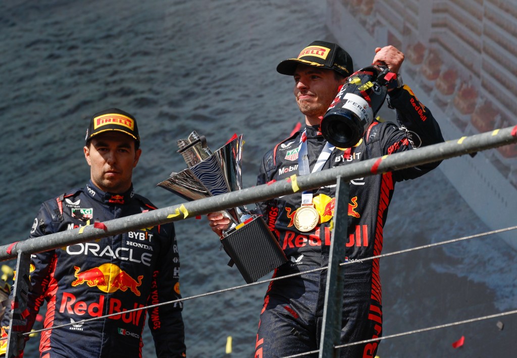 La FIA reconoce que debió imponer una sanción a Verstappen en Singapur