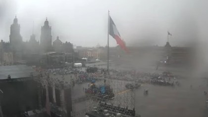 Ay: Cayó la lluvia a unas horas del Grito en el Zócalo de CDMX