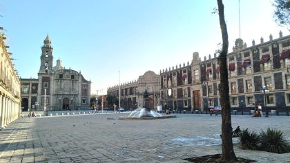 Escribir cartas de amor en la Plaza Santo Domingo