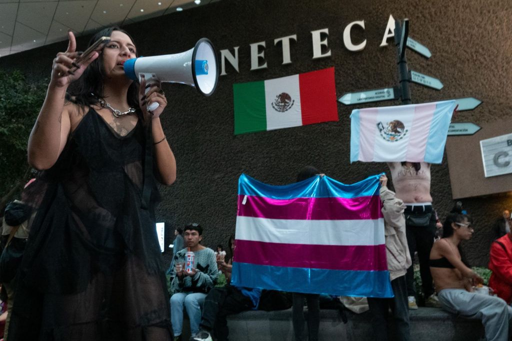 Laura Glover: Fotos y videos de la toma de la Cineteca Nacional por mujeres trans