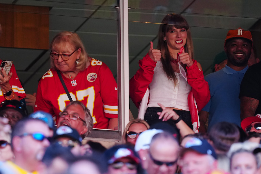Taylor Swifft con Donna Kelce