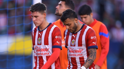 Alexis Vega, Cristian Calderón y Raúl Martínez separados de Chivas por incumplir lineamientos internos