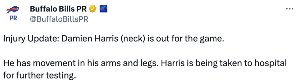 Damien Harris fue trasladado a un hospital