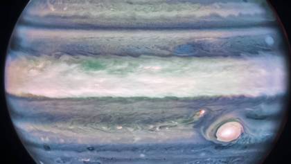 Hay una corriente en la atmósfera de Júpiter con vientos del doble de un huracán categoría 5 y pasuma…