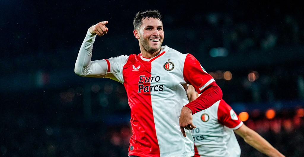 Checa el gol de Santi Giménez vs Twente en la Eredivisie