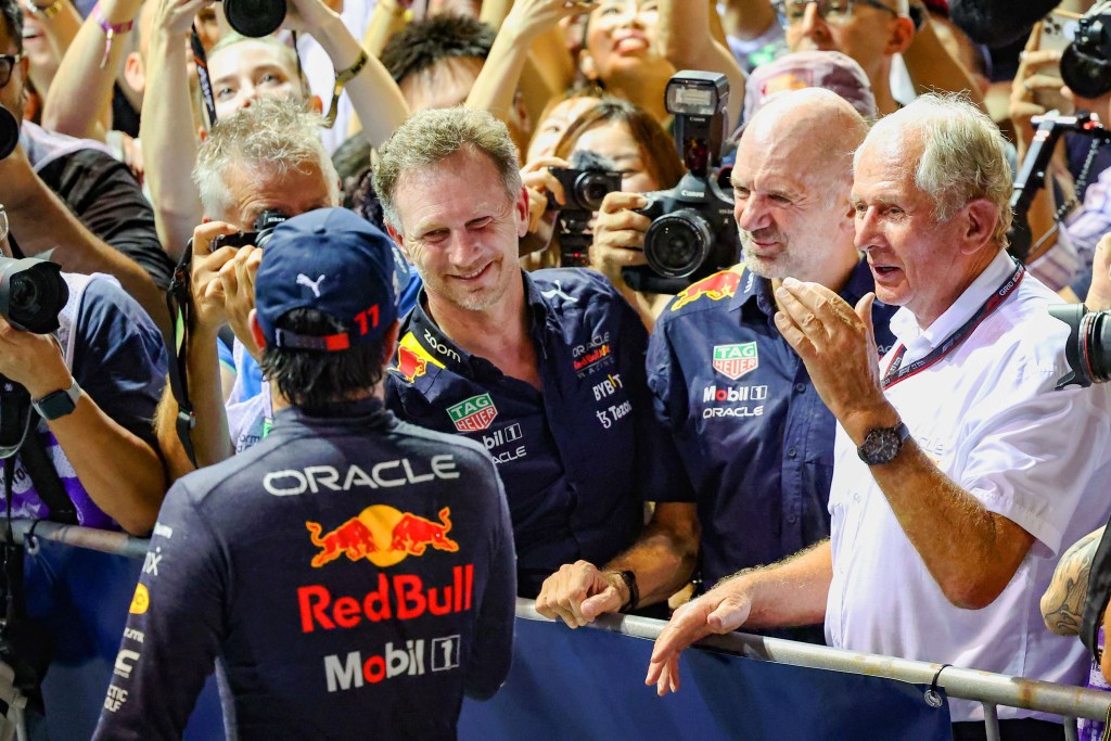 Chris Horner se lava las manos sobre la salida de Helmut Marko de Red Bull