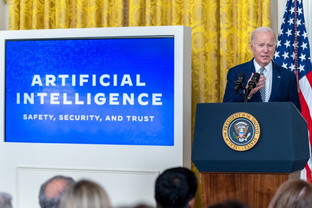 X puntos sobre la orden para controlar la IA que firmó Biden
