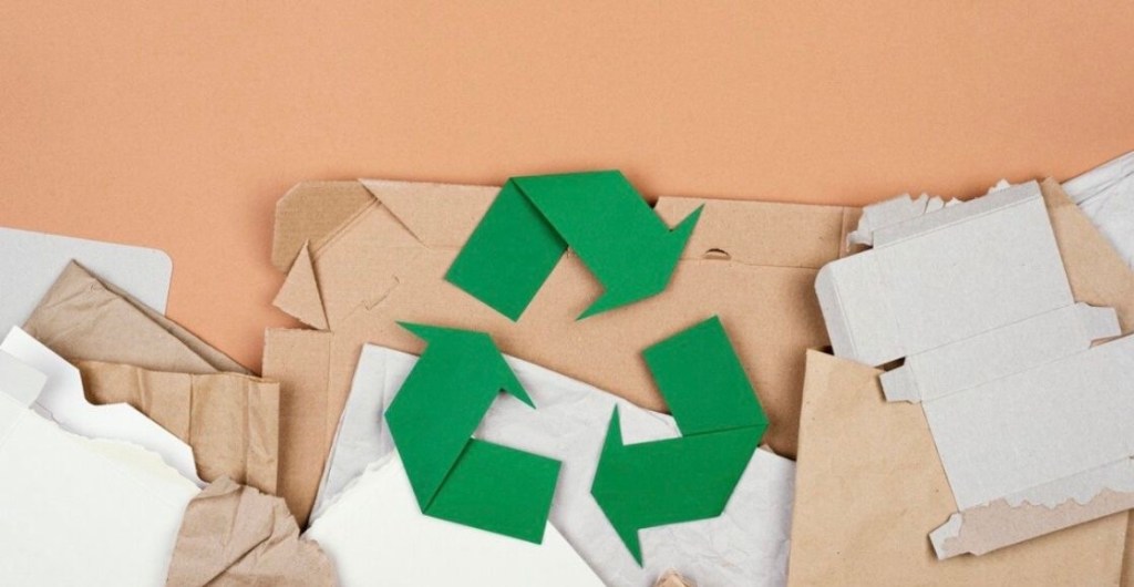 por que el carton genera menor impacto ambiental