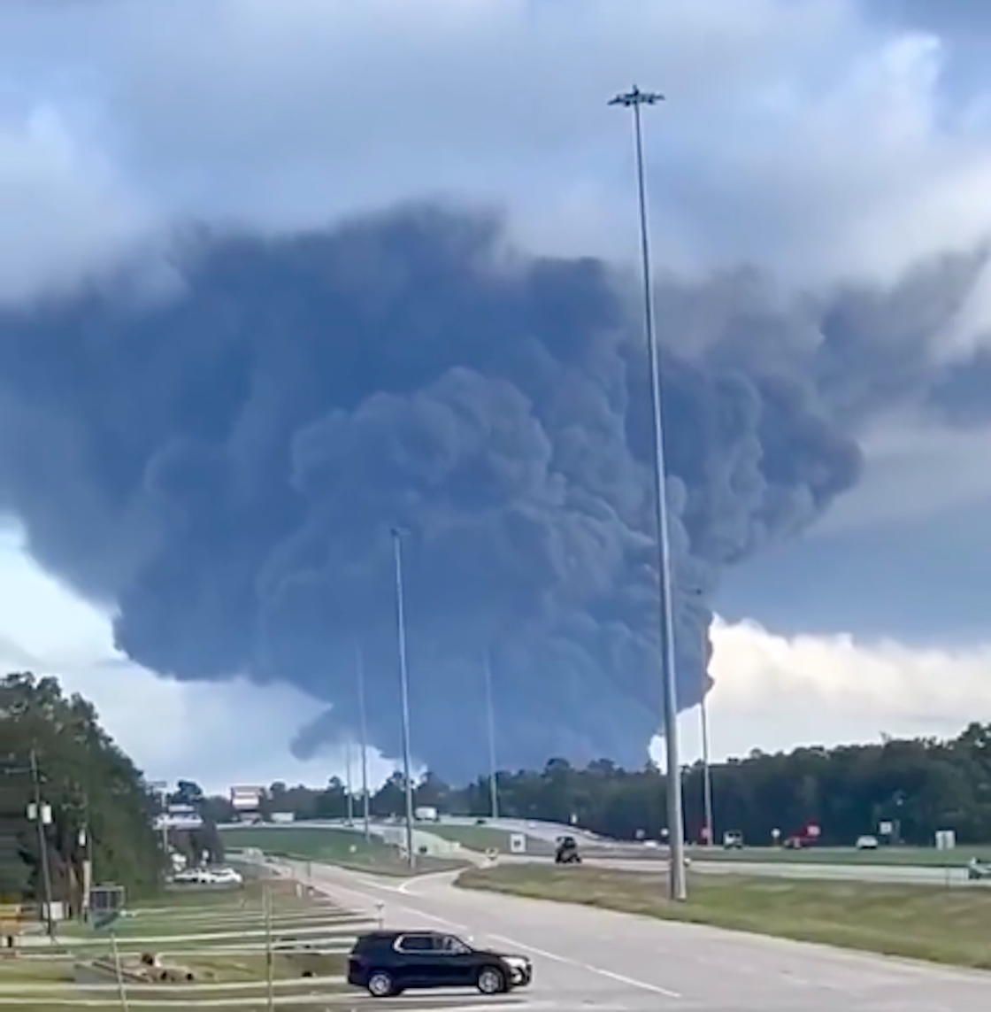 Explotó planta en Texas.