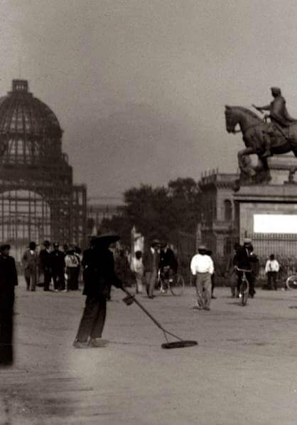 Historia del Monumento a la Revolución