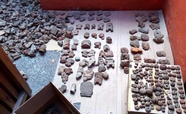 Maestro de primaria donó 969 piezas arqueológicas al INAH