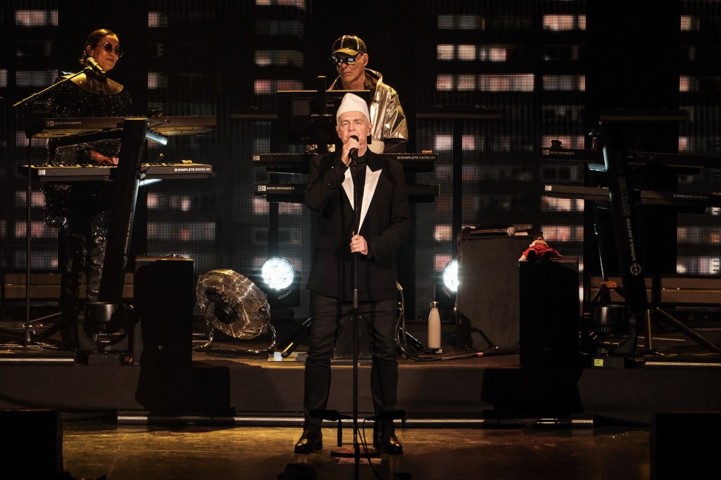 Neil Tennant de los Pet Shop Boys en el Teatro Metropólitan