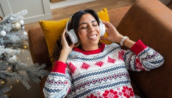 5 canciones navideñas que ya estamos HARTOS de escuchar