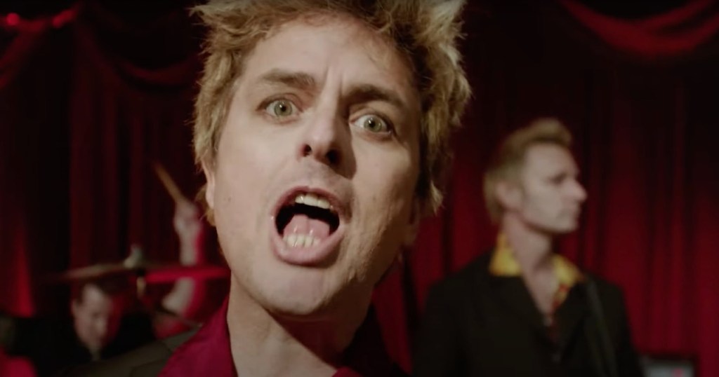 Green Day reflexiona sobre las adicciones y la salud mental en su rola "Dilemma"