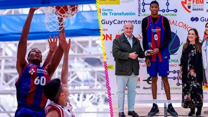 Mohamed Dabone, la joya del Barcelona de 12 años y más de dos metros de estatura