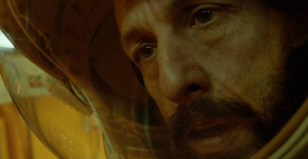 Trama, tráiler y lo que debes saber sobre 'Spaceman', la nueva película de Adam Sandler