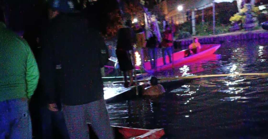 A trajinera sank and another overturned in Xochimilco: We know this