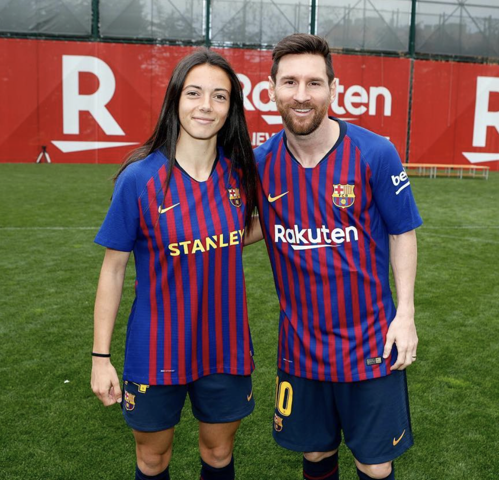 Aitana Bonamtí y lionel Messi