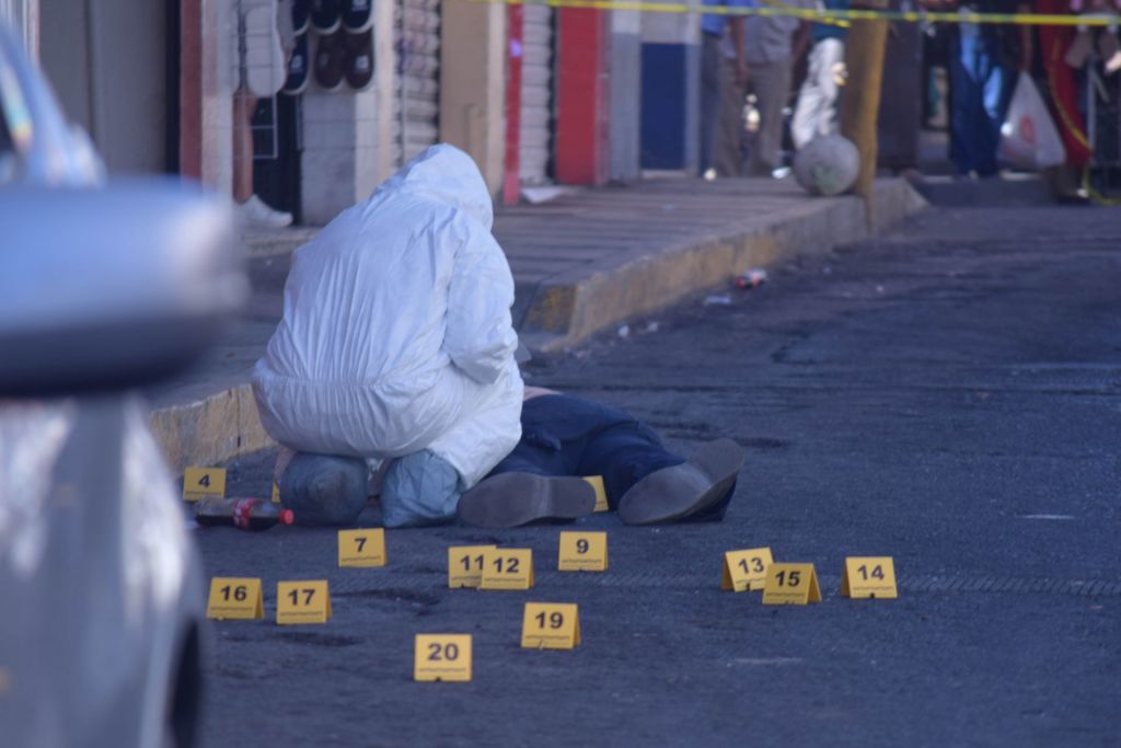 Comando armado asesina a 5 personas en Palenque de Petatlán, Guerrero