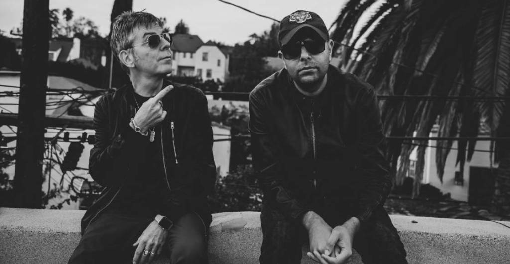 Blitz Vega: La última banda de Andy Rourke lanzará su disco debut junto a Johnny Marr