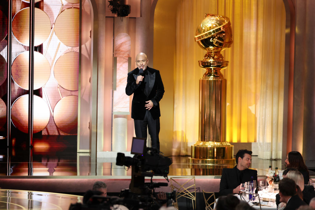 Jo Koy señala a los famosos en los Golden Globes 2024: "Son un montón de malvaviscos"
