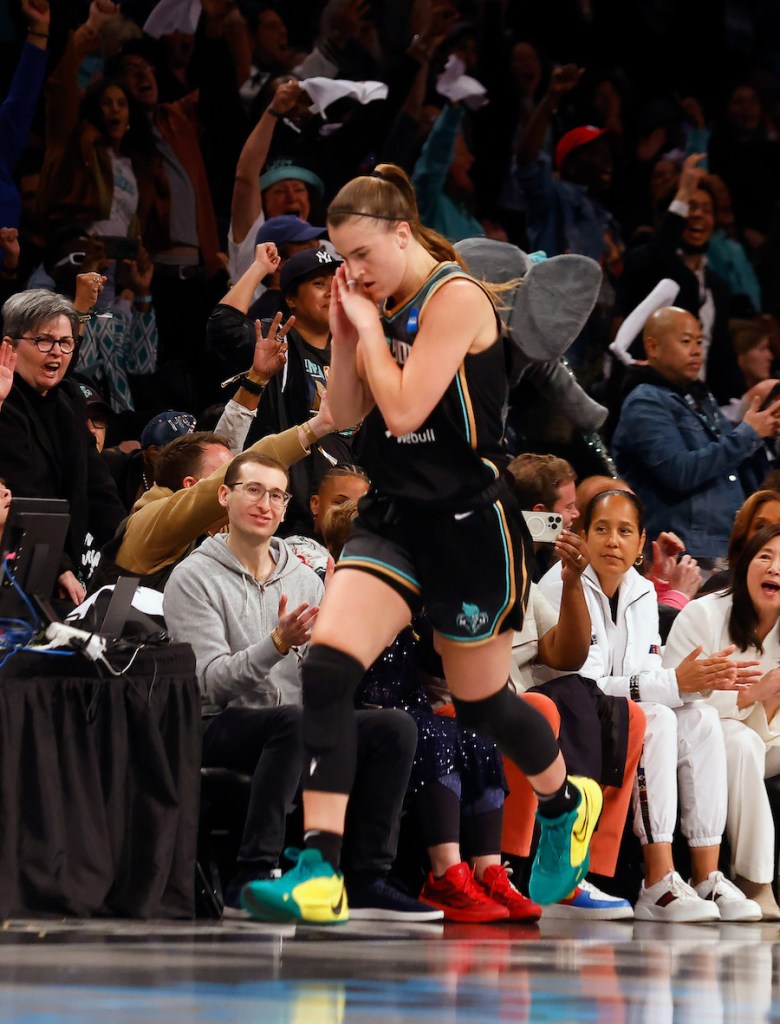 Curry vs Sabrina: Lo que tienes que saber sobre el desafío de triples en el All-Star Weekend